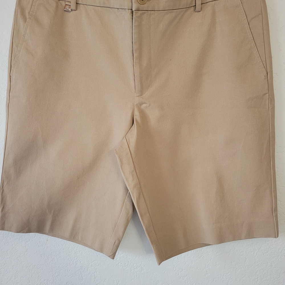 Ralph Lauren Women's Beige Flat Front Shorts Size 16